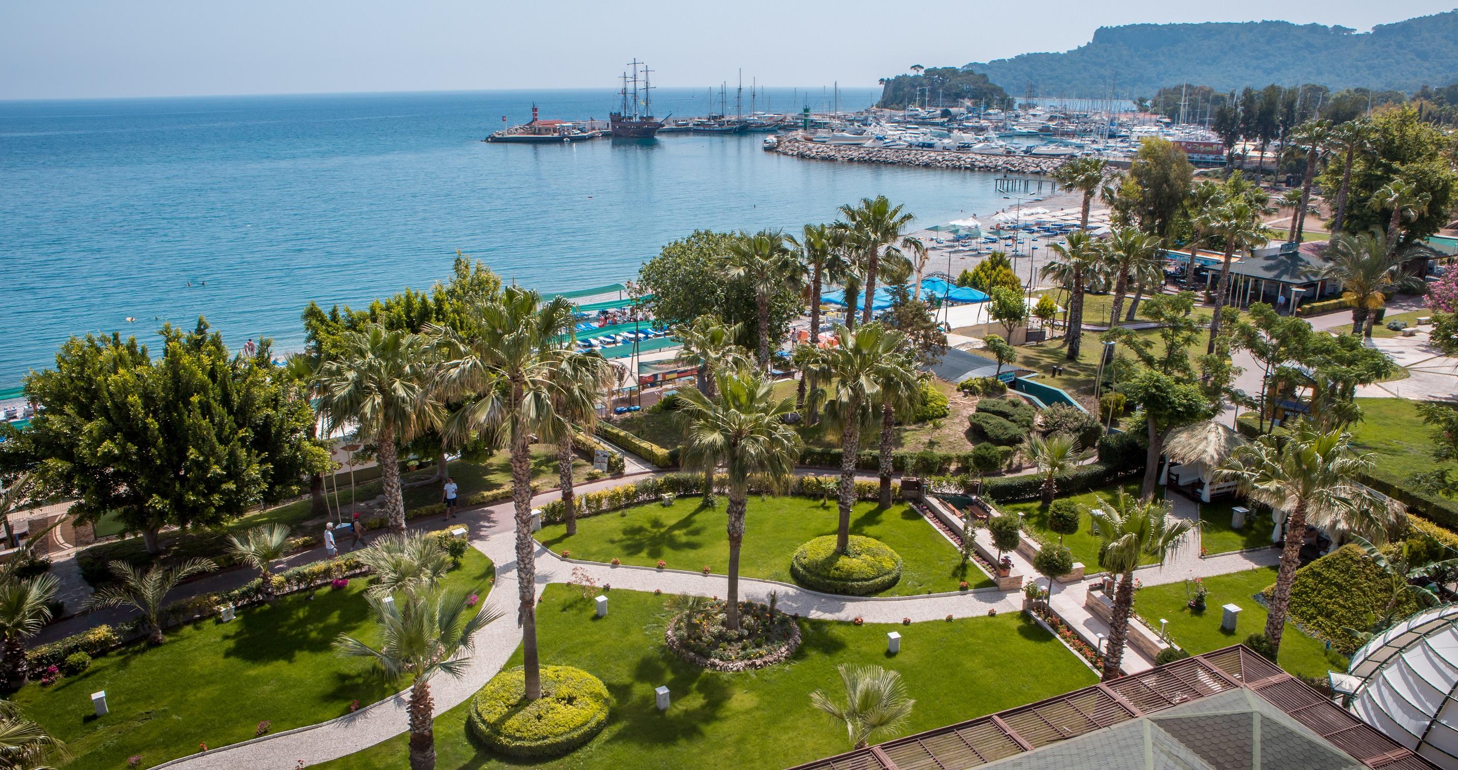 Kemer beach center. Кемер отель Lancora. Lancora Beach Hotel 4. Турция Кемер отель ланкора. Отель в Турции ланкора Бич.